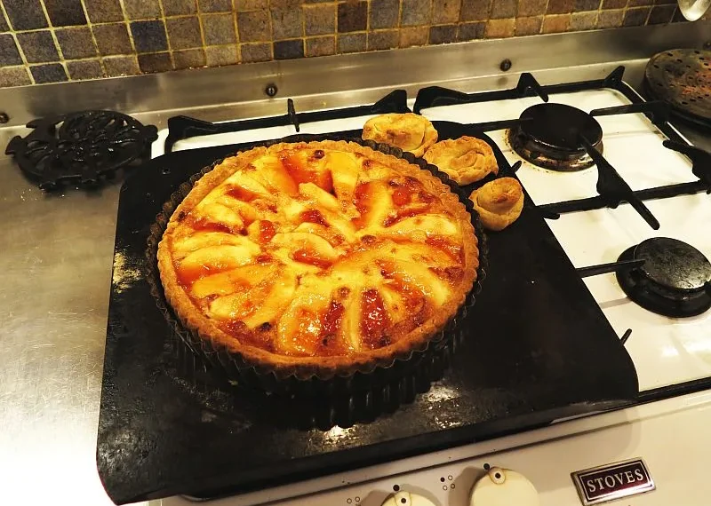 Vegetarian Quiche Lorraine Recipe: Easy, Cheesy & Meat-Free