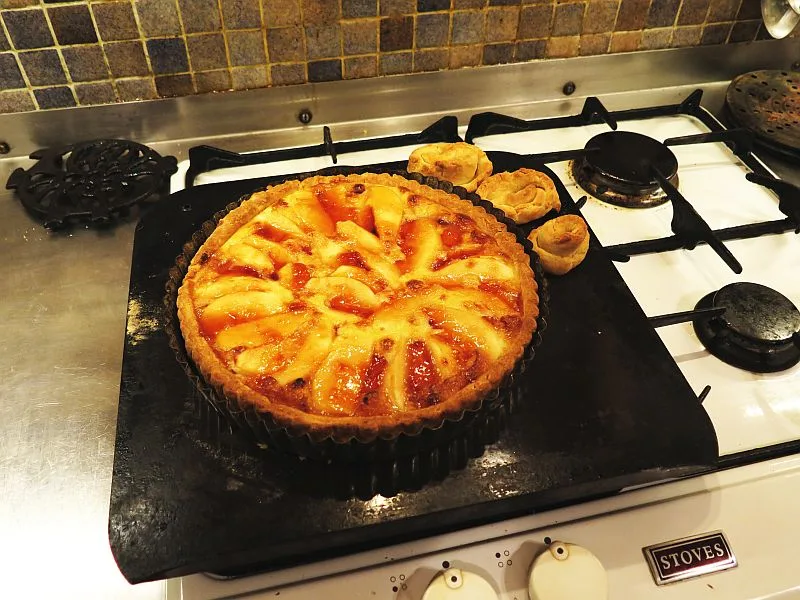 blind baked quiche crust