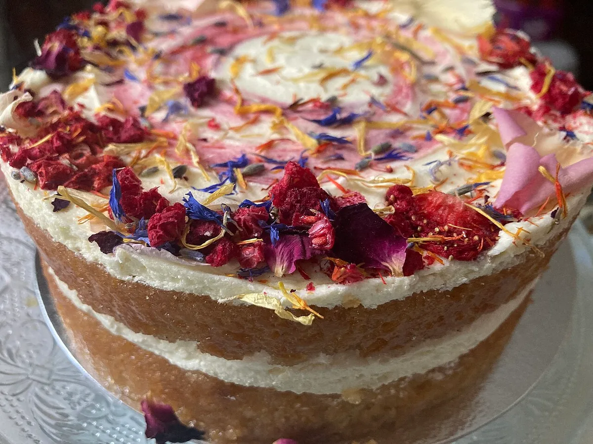 vegan matilda cake